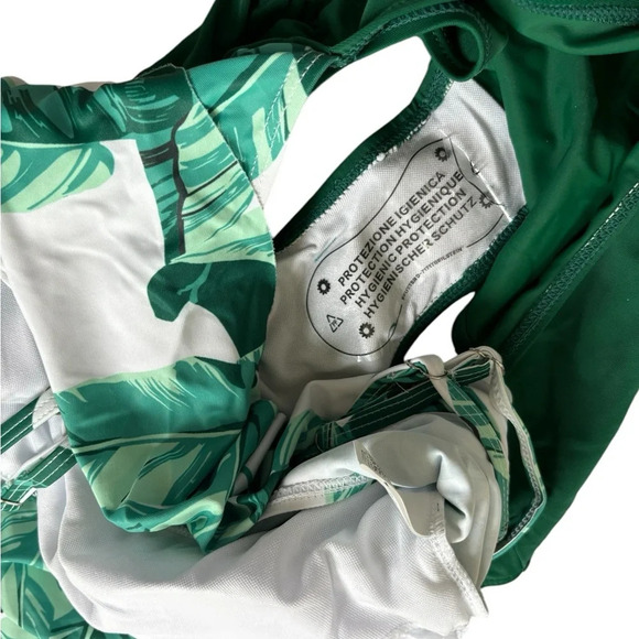 New Green Floral Ruffle Bikini Size Medium - Picture 9 of 9